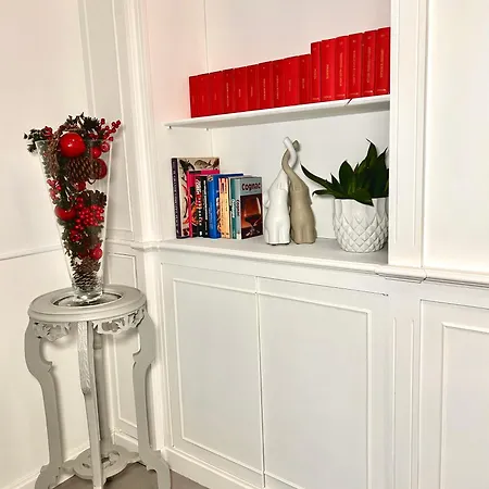 Ninni Apartment
